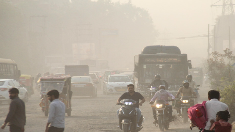 Delhi pollution: राजधानी के 28 इलाकों में हवा बेहद खराब श्रेणी में, NCR में दिल्ली सबसे प्रदूषित