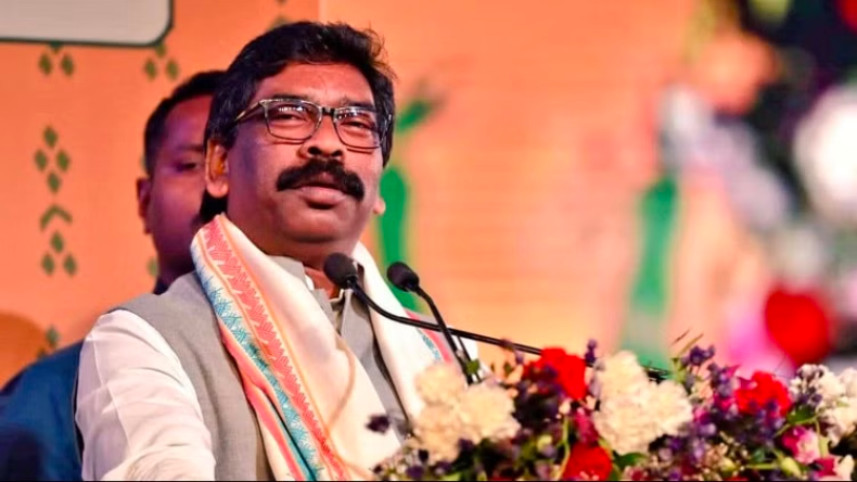 Hemant Soren Announcement: झारखंड में 50 की उम्र से मिलेगी वृद्धावस्था पेंशन, सीएम हेमंत सोरेन ने किया ऐलान