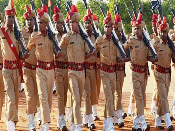 UP Police Recruitment 2024: यूपी पुलिस की तरफ 60 हजार से ज्यादा पदों पर आवेदन करने की अंतिम तारीख कल