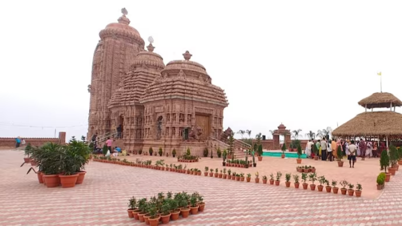 Ram Mandir: अयोध्या से एक हजार किमी दूर एक और राम मंदिर का हुआ उद्घाटन, जानिए जगह का नाम