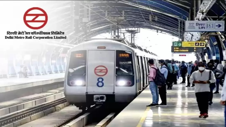 Delhi Metro: दिल्ली मेट्रो के आगे कूदकर युवक ने की आत्महत्या, सामने आया वीडियो