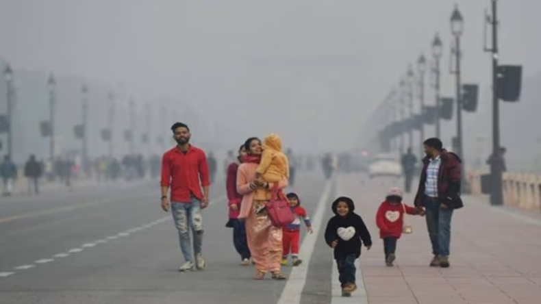 Delhi-NCR AQI: राजधानी में AQI 332 रहा, नौ इलाकों में आंकड़ा 200 पार, जानें गणतंत्र दिवस पर कैसी चलेगी हवा