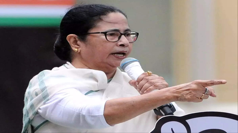 Mamata Banerjee: पश्चिम बंगाल में I.N.D.I.A में फूट, ममता ने कहा- मैंने गठबंधन का नाम बताया, लेकिन…