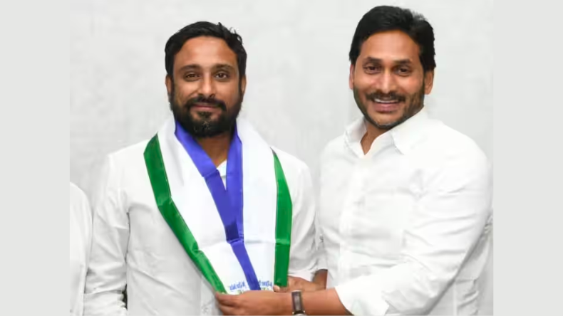 Ambati Rayudu: अंबाती रायडू ने छोड़ी YSR कांग्रेस, 9 दिन पहले ही हुए थे शामिल