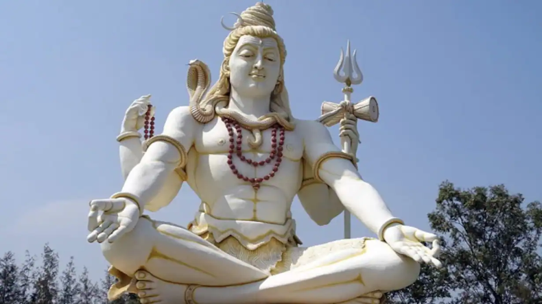 Mahashivratri Pooja: आज महाशिवरात्रि शुक्र प्रदोष, जानें किस विधि और मुहूर्त में करें शिव की पूजा