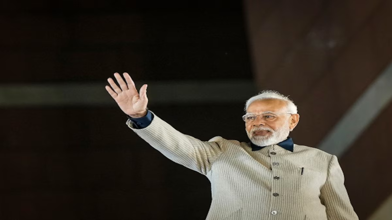 PM मोदी ने 12 घंटे में किए ये चार अहम एलान, जानें इससे किसे और कैसे मिलेगा लाभ