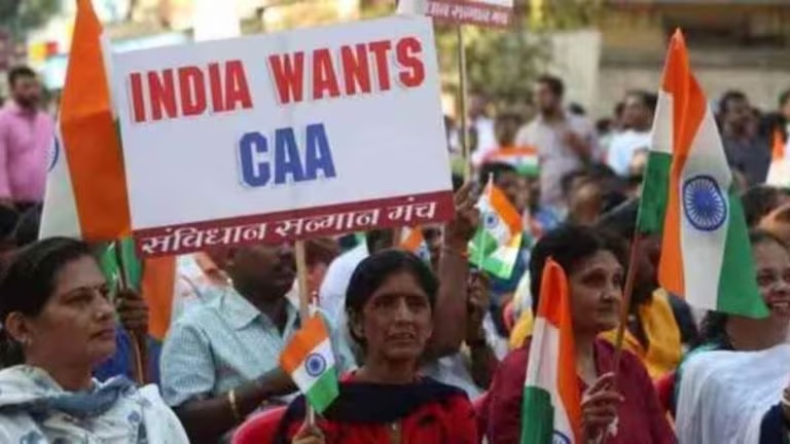 CAA: सरकार ने सीएए को पहनाया अमलीजामा, इन तीन देशों के अल्पसंख्यकों को मिलेगी नागरिकता