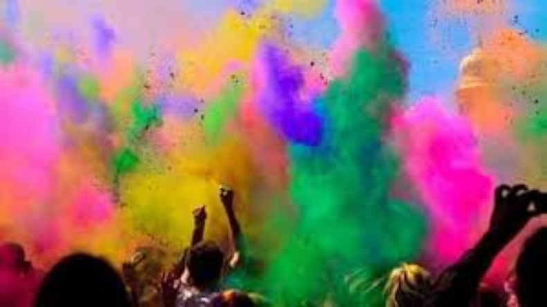 Holi 2024: होली के हर रंग का होता है अलग-अलग महत्व, सोच समझकर करें प्रयोग