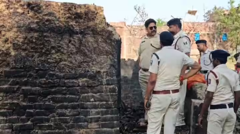 Bihar: झोपड़ी में आग लगने से रोहतास में एक महिला समेत तीन बच्ची की मौत, सीएम ने जताया शोक