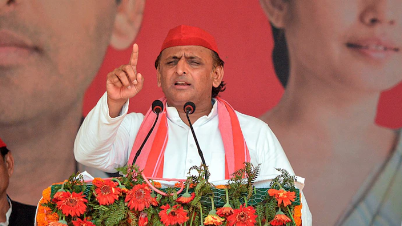 Akhilesh Yadav: अखिलेश यादव ने यूपी पुलिस में नौकरी को लेकर किया बड़ा दावा, बोले तीन साल ही होगी नौकरी