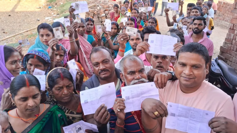 बिहार में वोटिंग पर्सेंटेज कम होना NDA के लिए खतरे की घंटी, वोटर्स में नहीं दिखा उत्साह