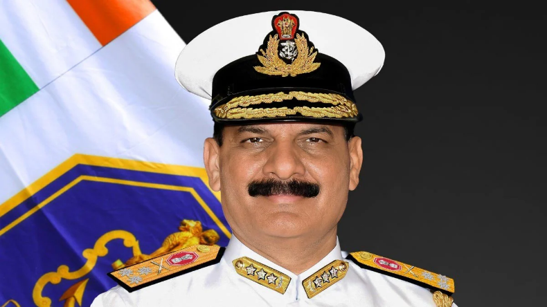 Indian navy: वाइस एडमिरल दिनेश कुमार त्रिपाठी संभालेंगे नौसेना अध्यक्ष का पदभार