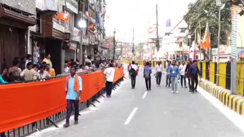 PM Modi Road Show: प्रधानमंत्री मोदी पहुंचे पटना, भव्य स्वागत के लिए तैयार है राजधानी