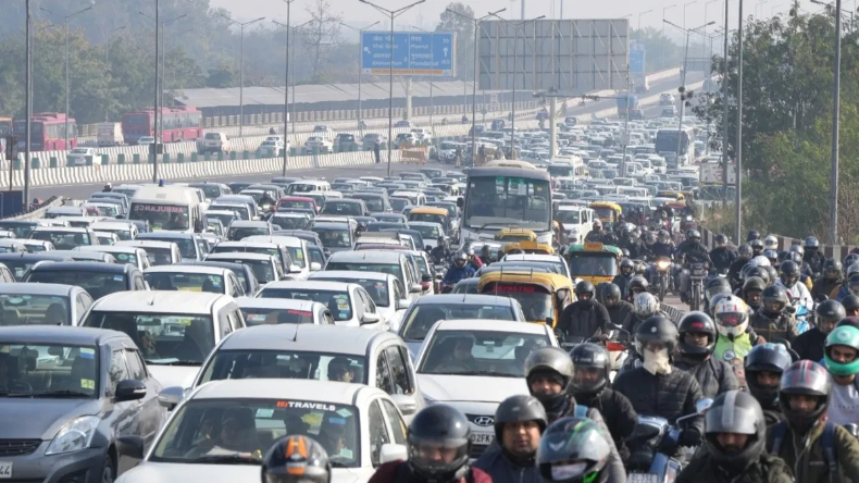 Noida Traffic Advisory: 10 मई से सेक्टर-31 से सेक्टर-18 तक बंद रहेगी एलिवेटेड रोड, इस तरह रहेगी यातायात व्यवस्था