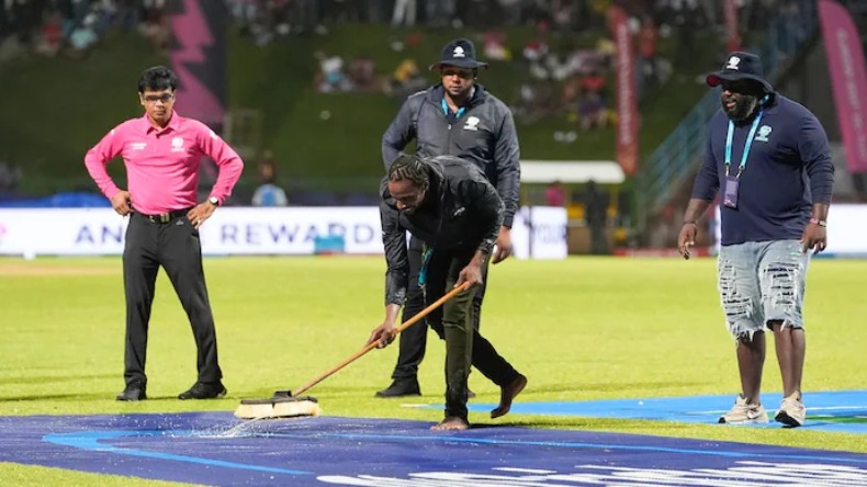 Ind vs Eng: भारत-इंग्लैंड मैच में बारिश रुकी, रोहित-सूर्या मैदान पर