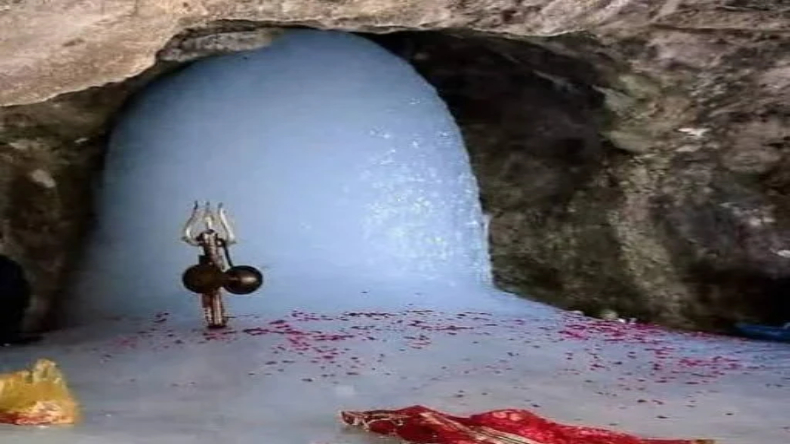 Amarnath Yatra 2024: अमरनाथ की गुफा में बाबा बर्फानी के दर्शन कितने महीनों तक होते हैं ?