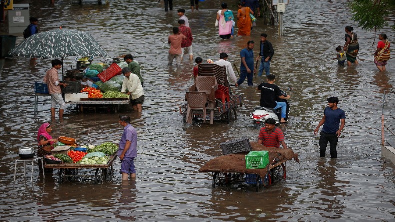 Monsoon Updates: पहले गर्मी ने झुलसाया, अब रुलाएगा मानसून, बारिश को लेकर मौसम विभाग ने दी बुरी खबर