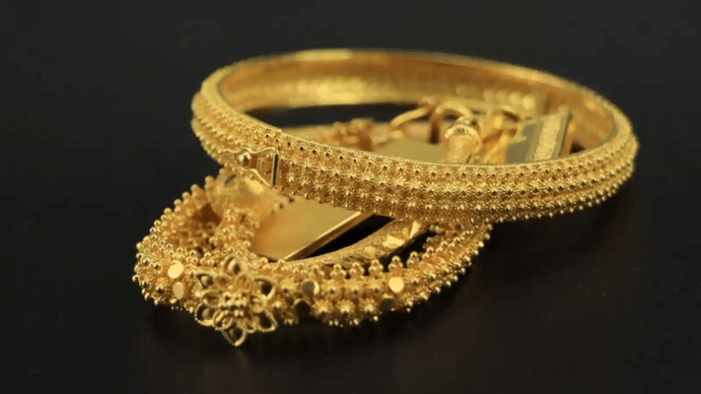 Gold price: गोल्ड खरीदने वालों के लिए खुशखबरी, बजट के बाद सोने के रेट में बड़ी गिरावट