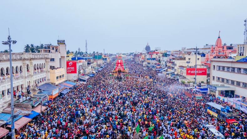 Jagannath Rath Yatra : जगन्नाथ रथयात्रा में भगदड़ जैसे हालात! दम घुटने से एक श्रद्धालु की मौत कई घायल