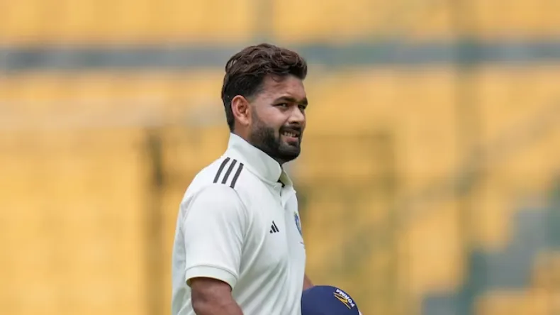 Duleep Trophy: ऋषभ पंत की धमाकेदार वापसी, रेड बॉल क्रिकेट में टी20 की तर्ज पर जड़ा अर्धशतक