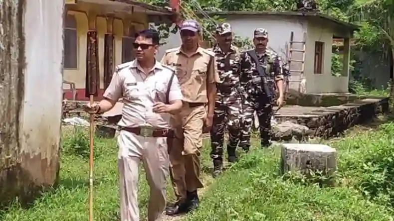 बीच सड़क पर बैग में मिली महिला लाश, टपक रहा था खून और टुकड़े भी निकल रहे थे बाहर