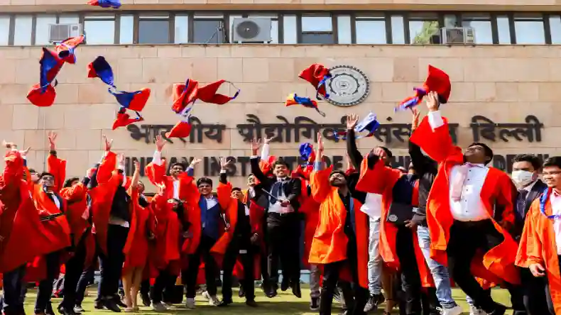 IIT दिल्ली के छात्रों के लिए खुशखबरी, AI में 6 महीने का सर्टिफिकेट प्रोग्राम शुरू हुआ