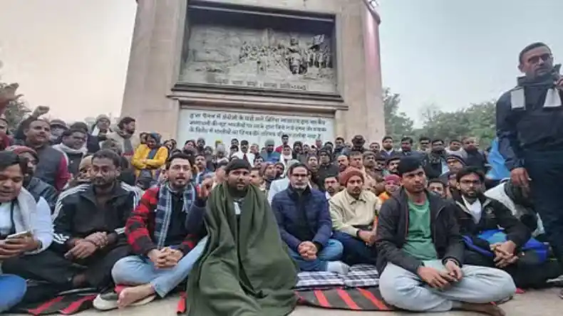 प्रशांत किशोर ने चुनाव के लिए चली चाल, कर डाला ऐसा काम हो सकती है वाहवाही, नीतीश-तेजस्वी का पलड़ा भारी